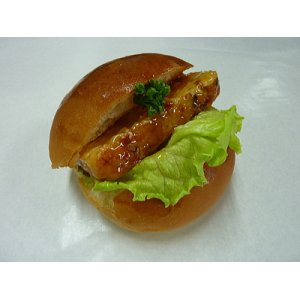 画像: 揚げ豆腐バーガー